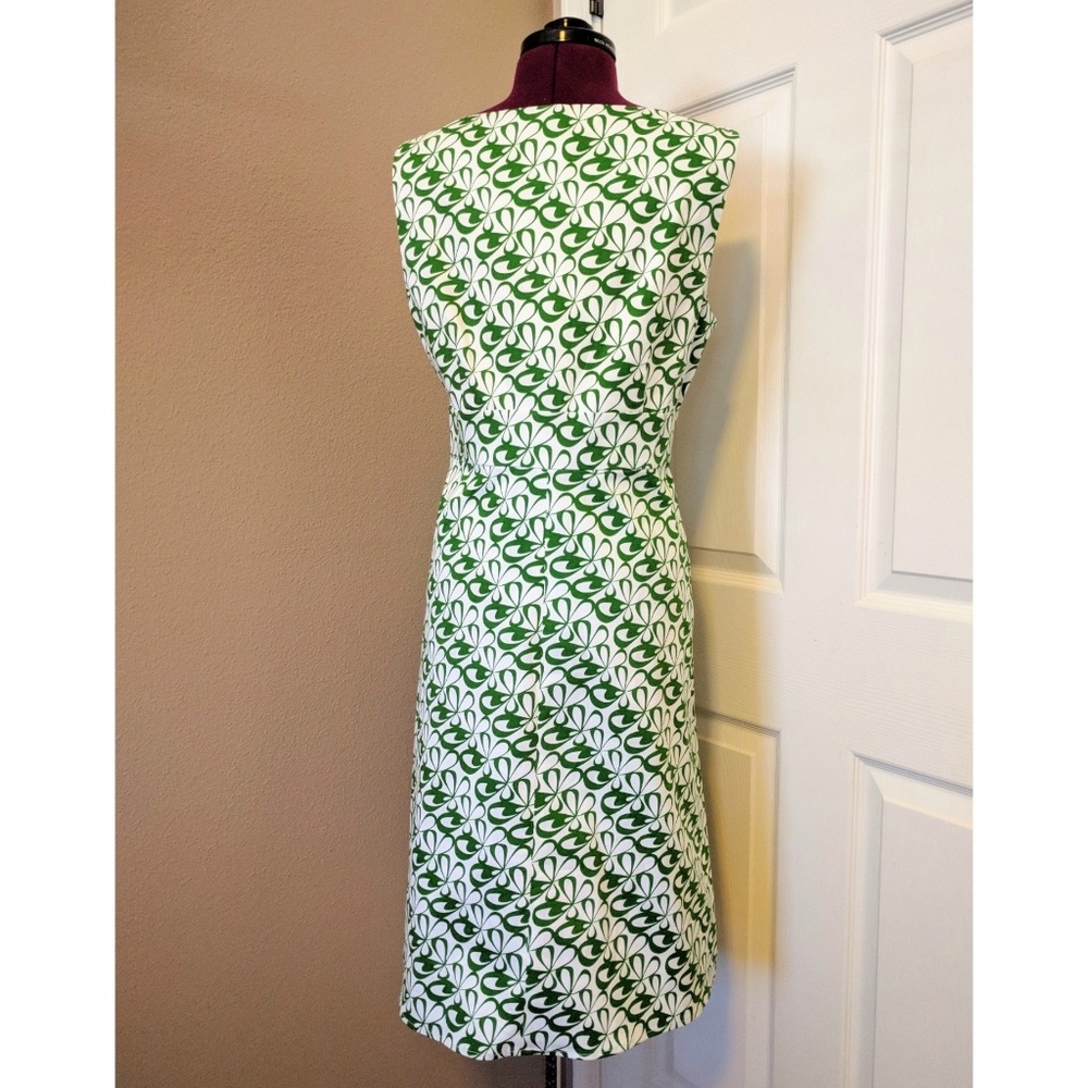 NWT Spense Green V Neck Dress - Picture 4 of 7